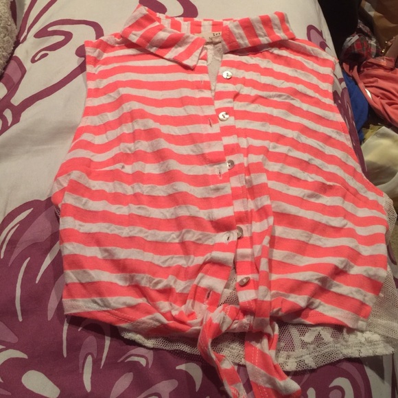 Stripped top - Picture 3 of 3