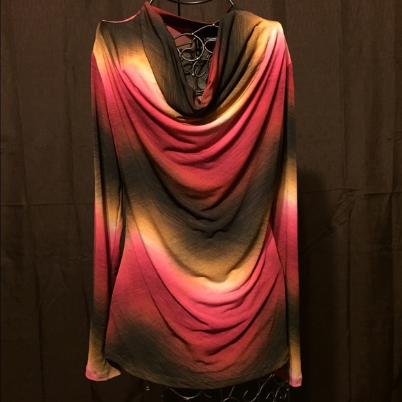 Multi-Colored Shell - Picture 2 of 4