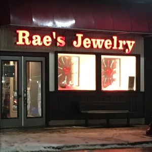 Meet your Posher, Rae