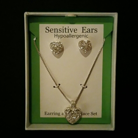 Earring and Necklace Set
