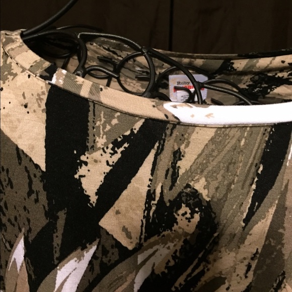 Multi-Patterned Blouse - Picture 4 of 4