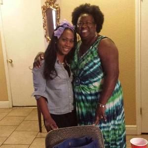 Meet your Posher, Eva