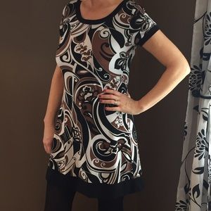Cute spring geographic pattern dress