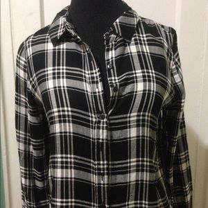 black/white thin flannel button down