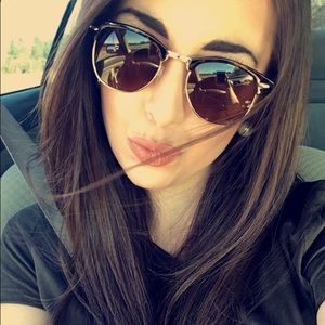 Meet your Posher, Meagan