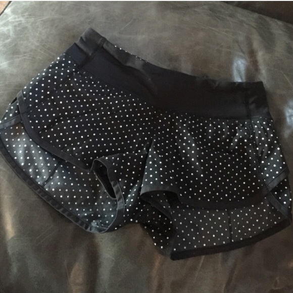 lululemon athletica Pants - Speed Shorts