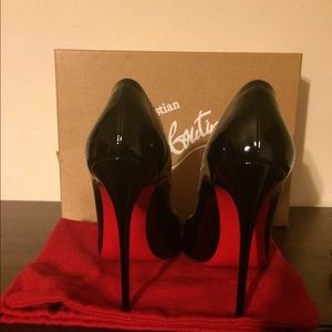 6% off Christian Louboutin Shoes - Christian Lou Corafront Pumps ...  
