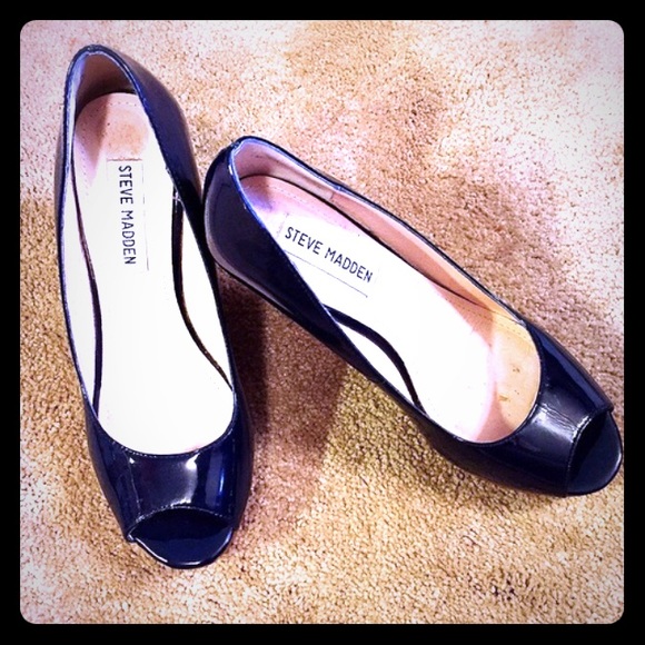 Steve Madden Navy wedges - Size 5.5/6