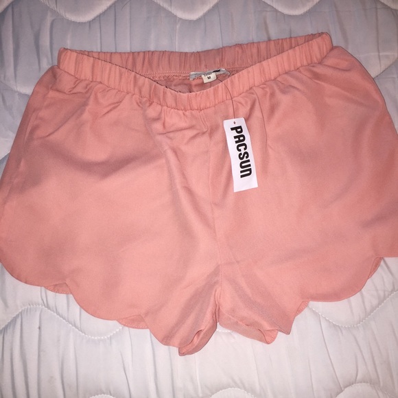 Pacsun High Rise scallop shorts.