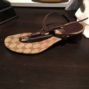Authentic Gucci Sandals Original worn only once!