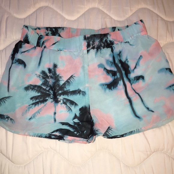 Forever 21 high rise shorts.