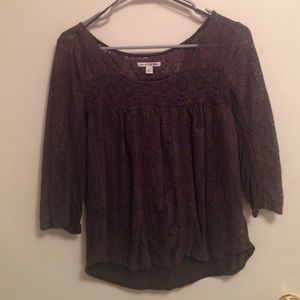 American eagle gray lace top