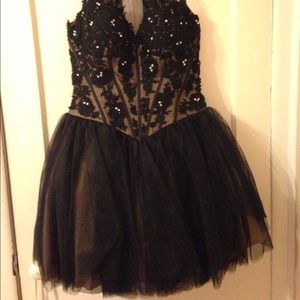 Sherri Hill prom dress