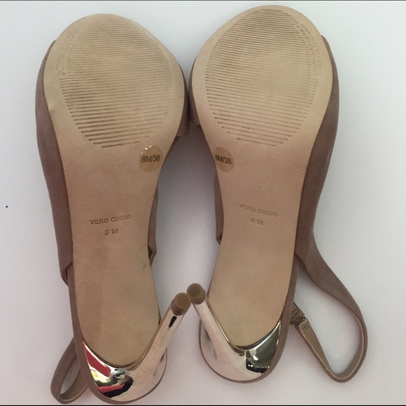 BCBG Heels - Picture 4 of 4