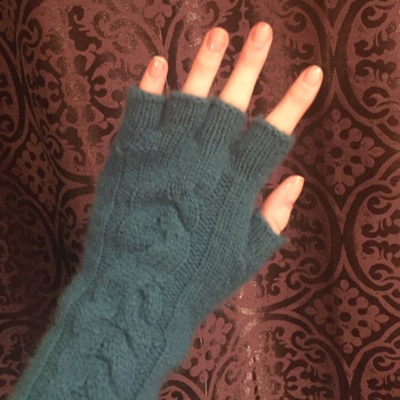 Cashmere Fingerless gloves!