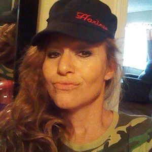 Meet your Posher, Kandy