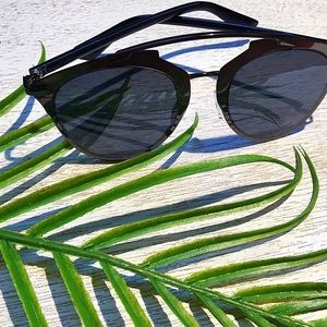 The "Nixon" is on SALE!