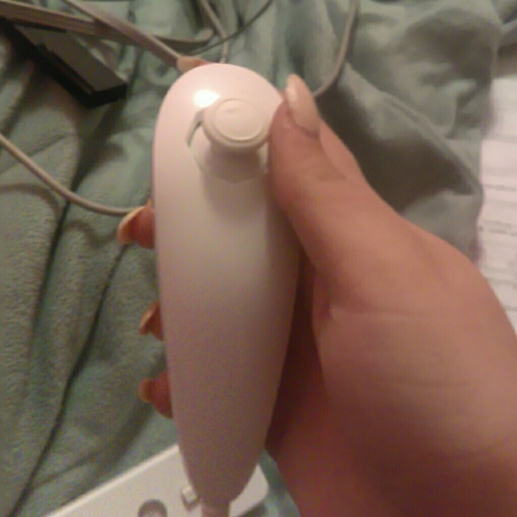 WII NUMCHUCK MAKE AN OFFER