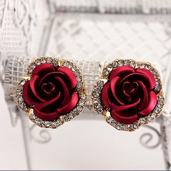 Red rose earrings