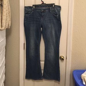 Old Navy Bootcut Jeans - Size 18