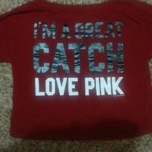 Pink tee crop top says a great catch w logo frnt