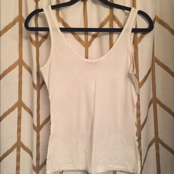 Aztec Print Sequined Tank Top - Picture 2 of 4