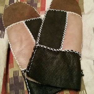 Sheepskin gloves