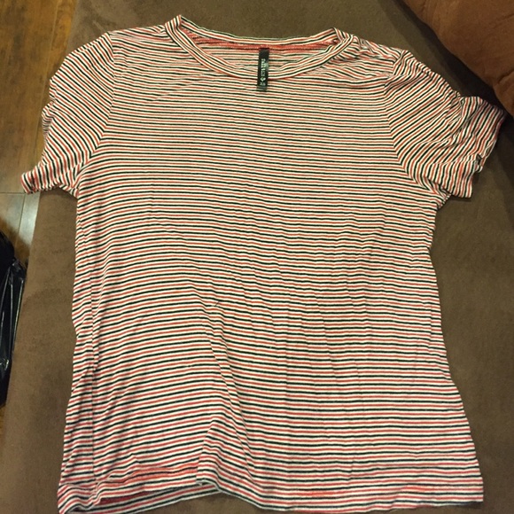 Red blue and white striped t shirt