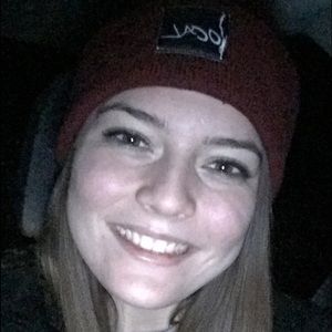 Meet your Posher, Haley