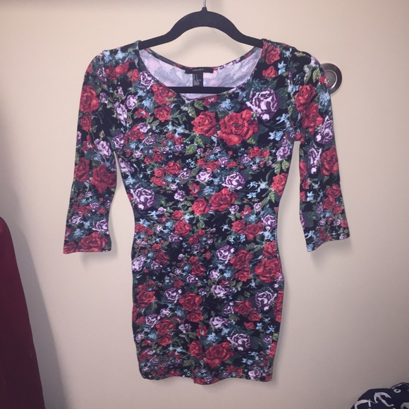 Forever 21 size small tight floral dress