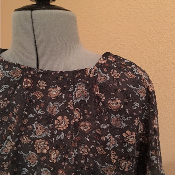 floral paisley dress, size small - Picture 2 of 2