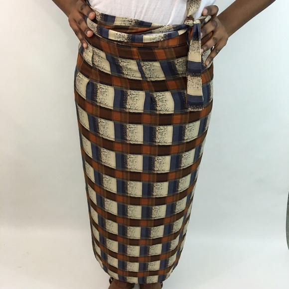 VINTAGE WRAP SKIRT!! - Picture 2 of 5