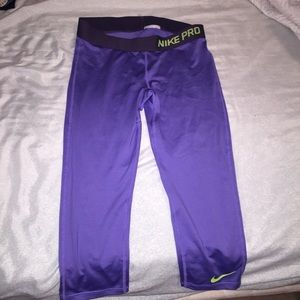 Nike youth leggings