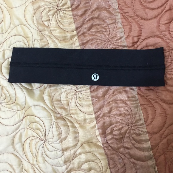 LuLuLemon headband!