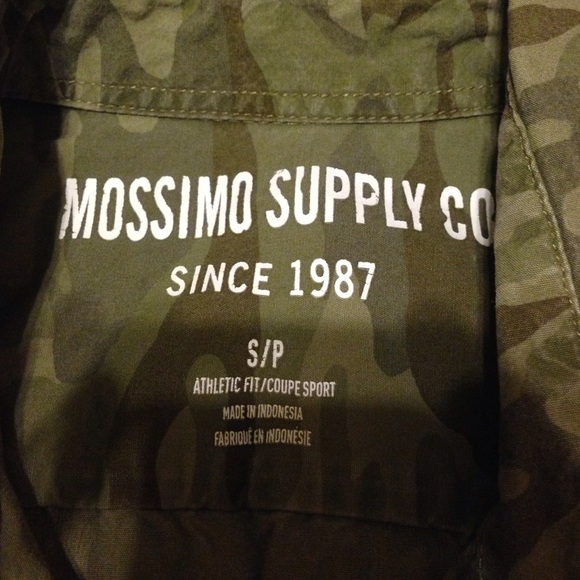 Men's small camouflage button down shirt - Picture 4 of 4