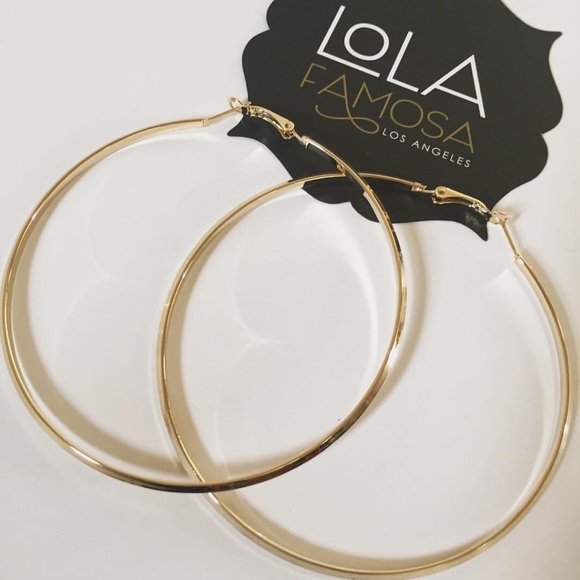 Gold pleated hoop earrings