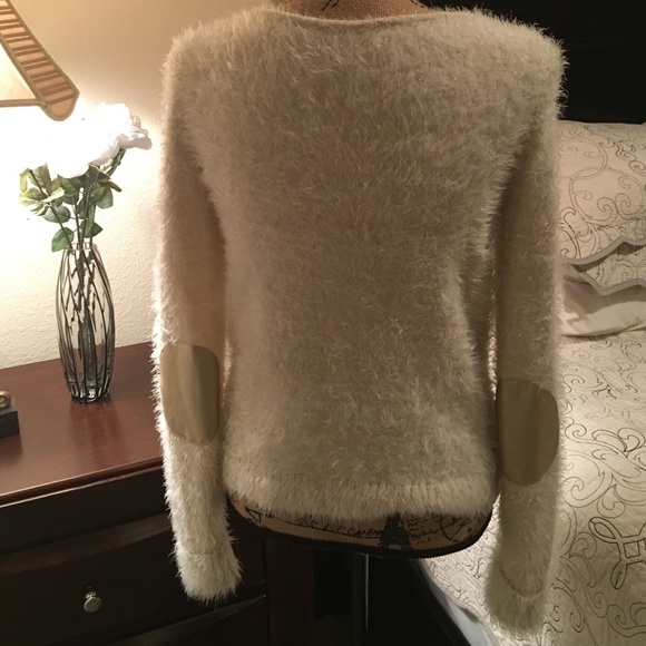 JLo, Cream Gold Elbow Patch Sweater - Picture 3 of 4