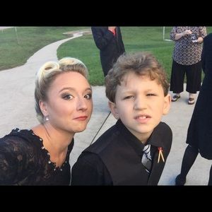 Meet your Posher, Danielle