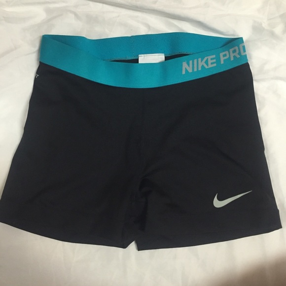 Nike pro spandex athletic short black blue