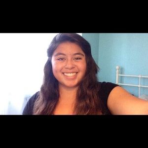 Meet your Posher, Marissa