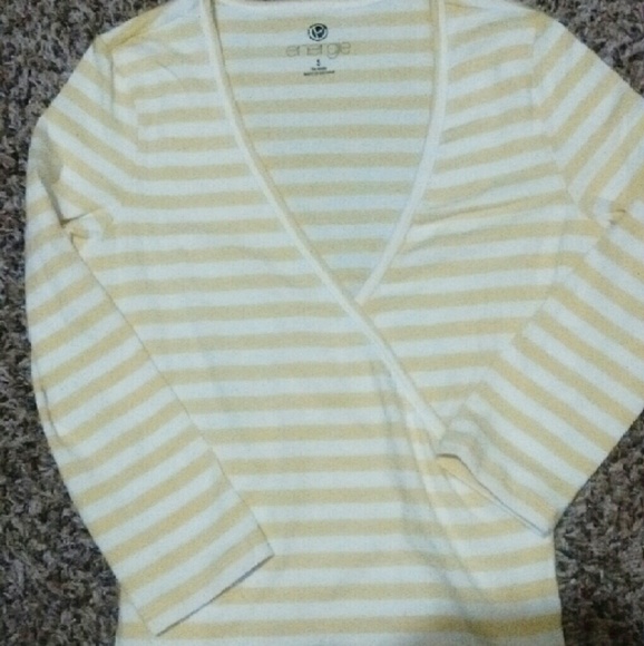 Half sleeve yellow stripe top new