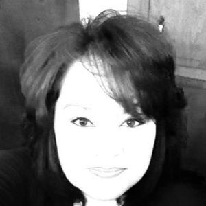 Meet your Posher, Leticia