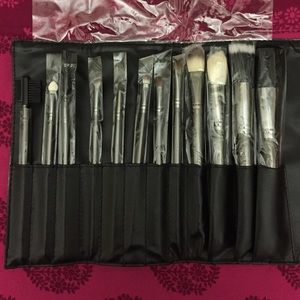 Professional gunmetal 12 piece cosmetic brush set