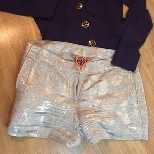 Tory Burch Gold Shorts!!! 🔥🔥🔥💥⚡️