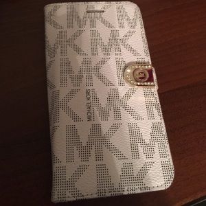 MK iPhone 6 Plus case white/gold