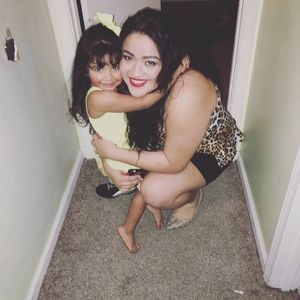 Meet your Posher, Perla