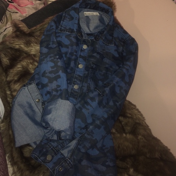 BLANKNYC size SMALL army patterned jean button up - Picture 1 of 4