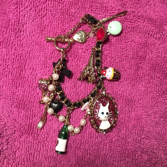 Betsey Johnson Paris Charm Bracelet