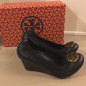 New TORY BURCH Caroline Wedges.