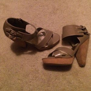 Steve Madden Platform Sandals